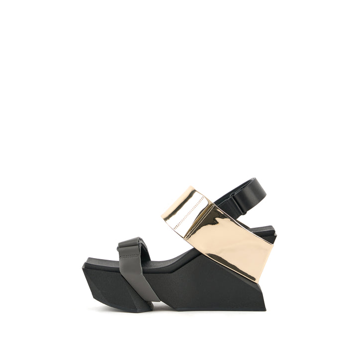 Brutt Sandal