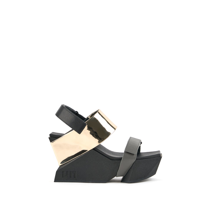 Brutt Sandal