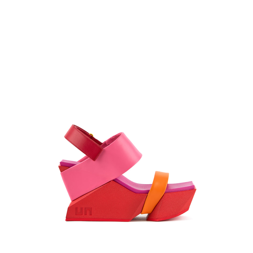 Brutt Sandal