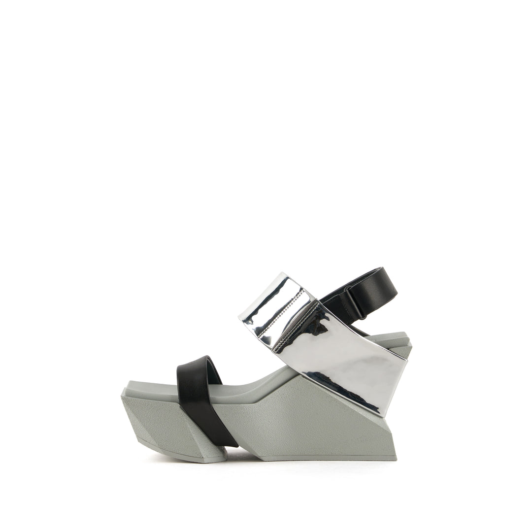 Brutt Sandal