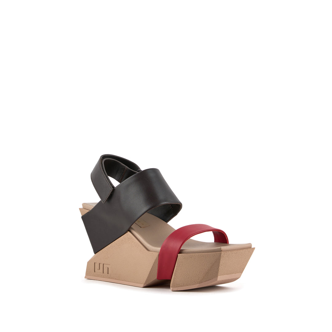Brutt Sandal
