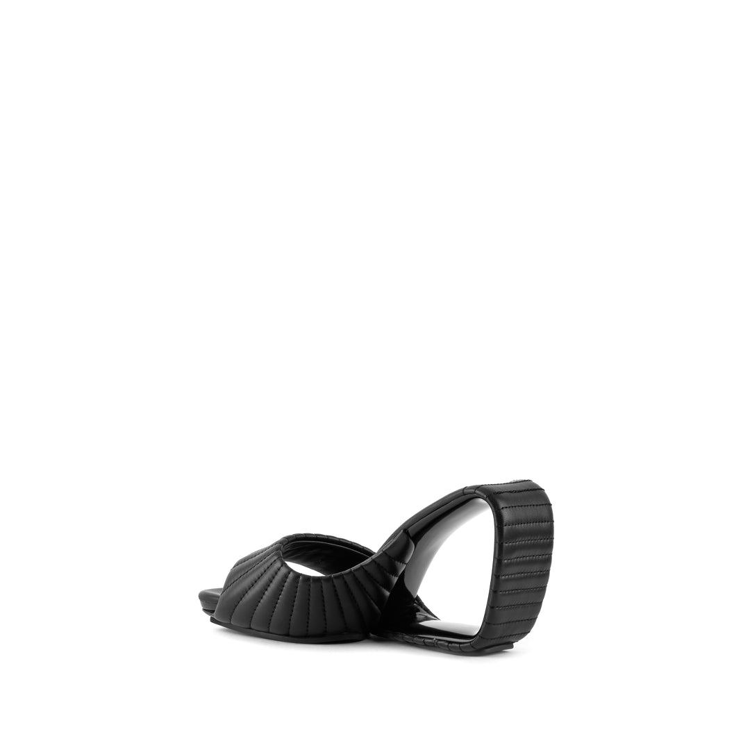 Mobius Hi