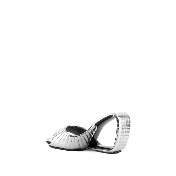 Mobius Hi