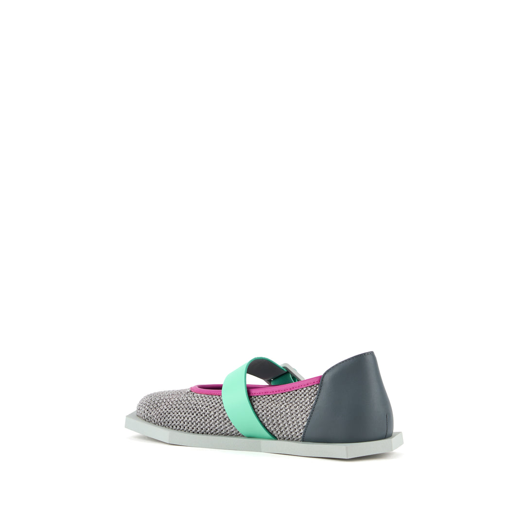 Poly Ballet Lo